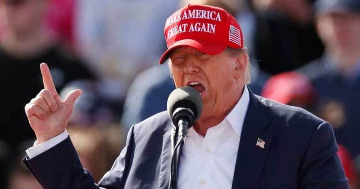 আবারও বাণিজ্য যুদ্ধের ইঙ্গিত, ট্রাম্পের হুমকিতে শুল্ক ৭০% পর্যন্ত