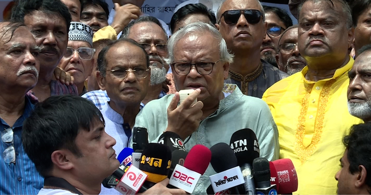 সংস্কারের নামে জনগণকে বিভ্রান্ত না করে দ্রুত নির্বাচনের দাবি রিজভীর