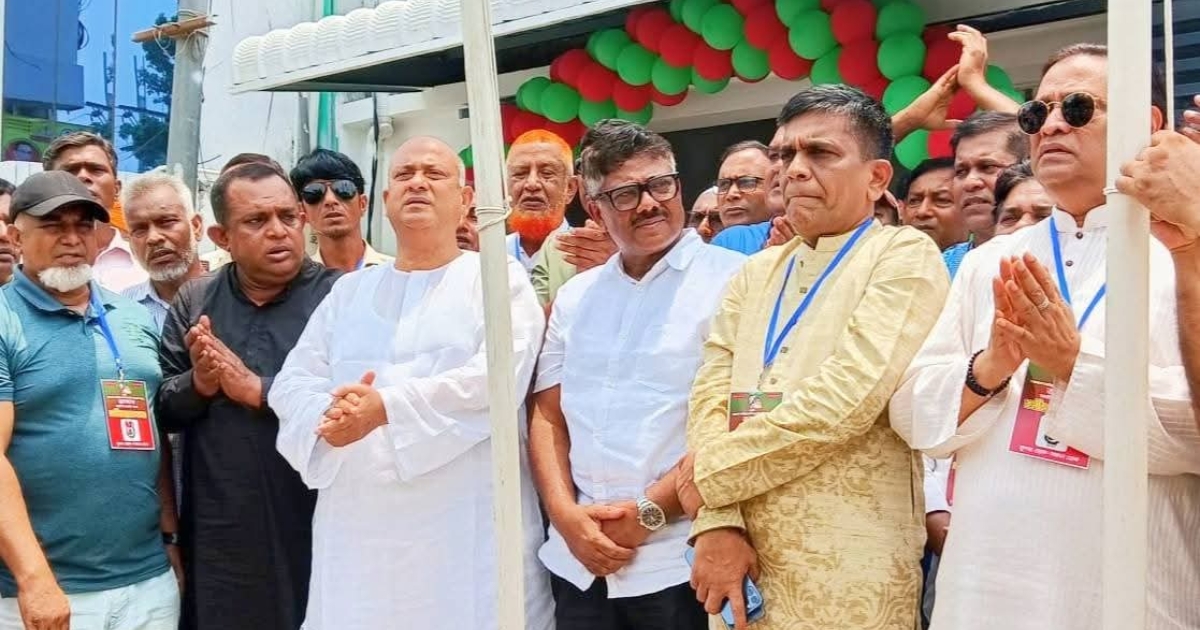 লন্ডনে তারেক রহমানের সাথে ড. মুহাম্মদ ইউনূস এর বৈঠক একদল মেনে নিতে পারছে না : দুলু