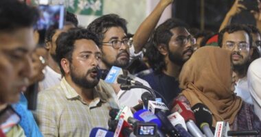 নাসীরুদ্দীন পাটওয়ারী কক্সবাজারে সত্য উন্মোচন করেছেন, বাধা দিয়ে থামানো যাবে না : নাহিদ ইসলাম