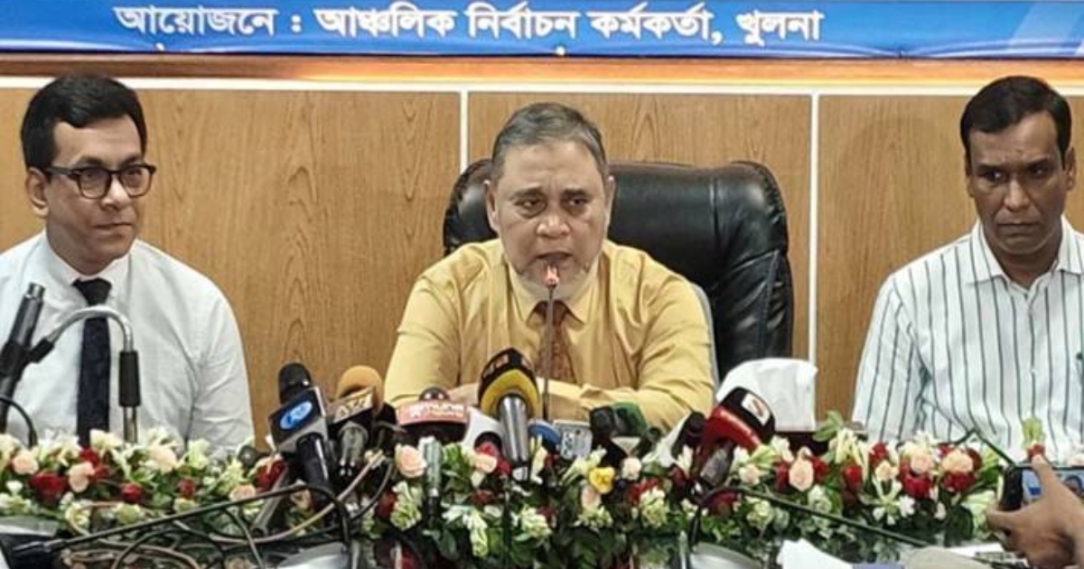 জাতীয় নির্বাচনে অস্ত্রের চেয়েও ভয়াবহ হুমকি এআই : সিইসি