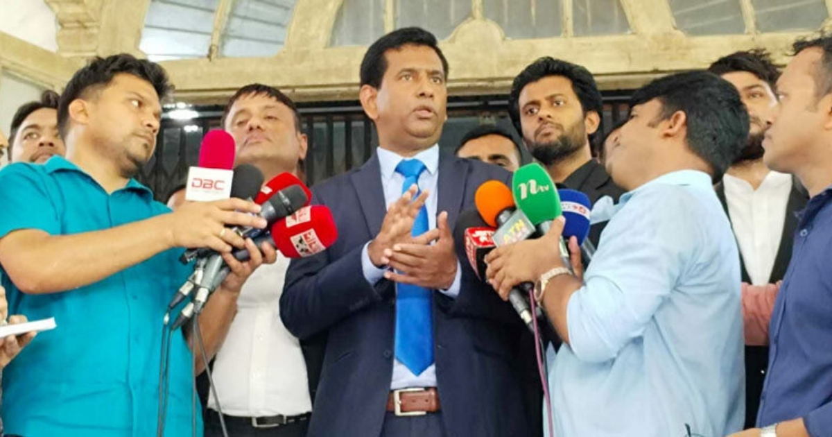 আ.লীগ কোটি টাকা দিয়েও প্রসিকিউশন টিমকে কিনতে পারবে না : চীফ প্রসিকিউটর