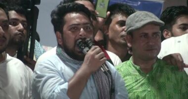 আমরা নতুন সরকার পেয়েছি, নতুন দেশ এখনও পাইনি : নাহিদ ইসলাম