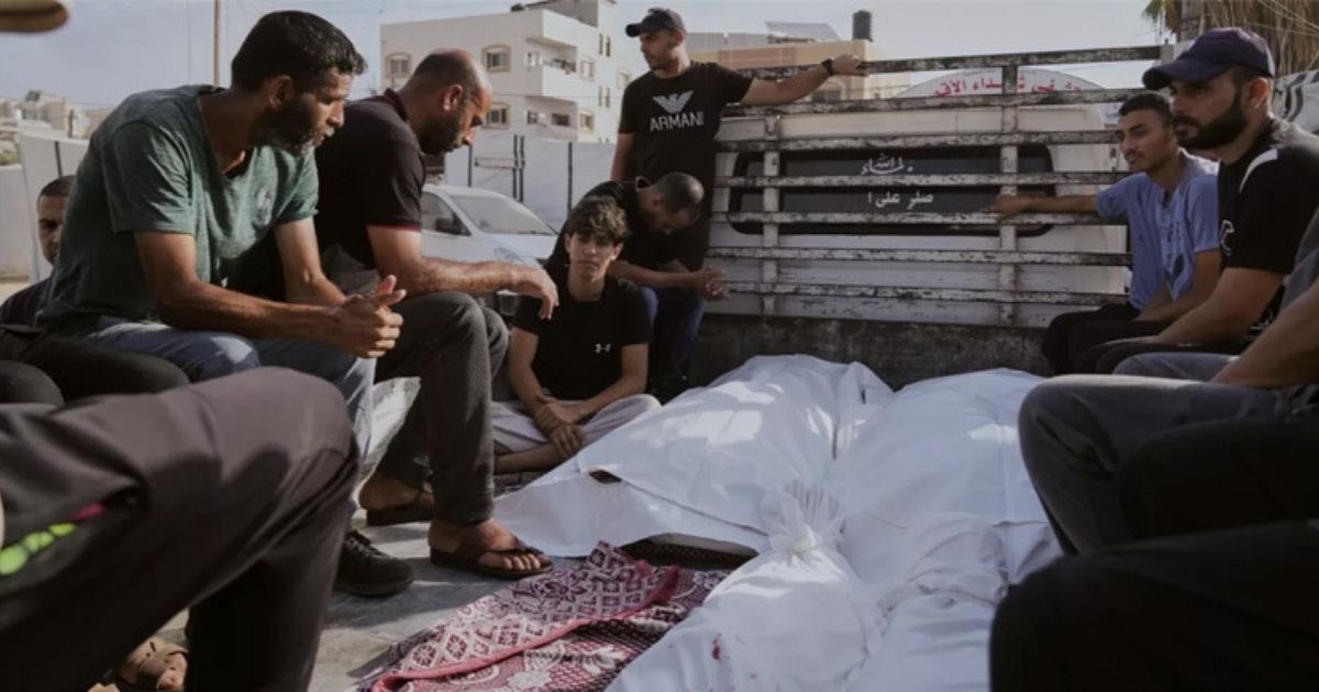 গাজায় ইসরায়েলি হামলা-অনাহারে আরও ৭৬ জনের মৃত্যু