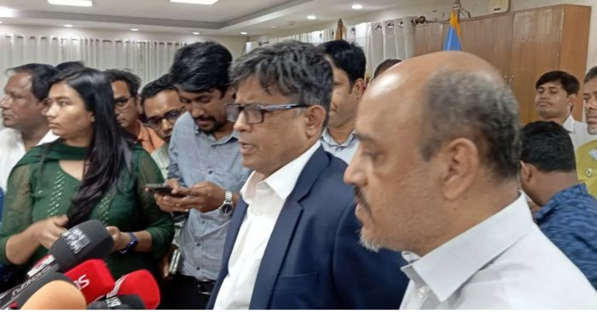 নির্বাচনের আগে দেড় লাখ পুলিশকে প্রশিক্ষণ দেবে সরকার : প্রেস সচিব