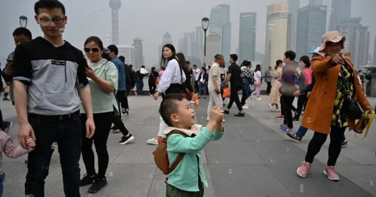 জনসংখ্যা বাড়াতে প্রত্যেক শিশুকে বছরে ৬২ হাজার টাকা করে দেবে চীন