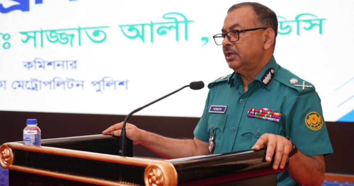 আপনারা পুলিশ বাহিনীর মেরুদণ্ড,পুলিশের সুনাম-দুর্নাম আপনাদের কাজের ওপর নির্ভর করে