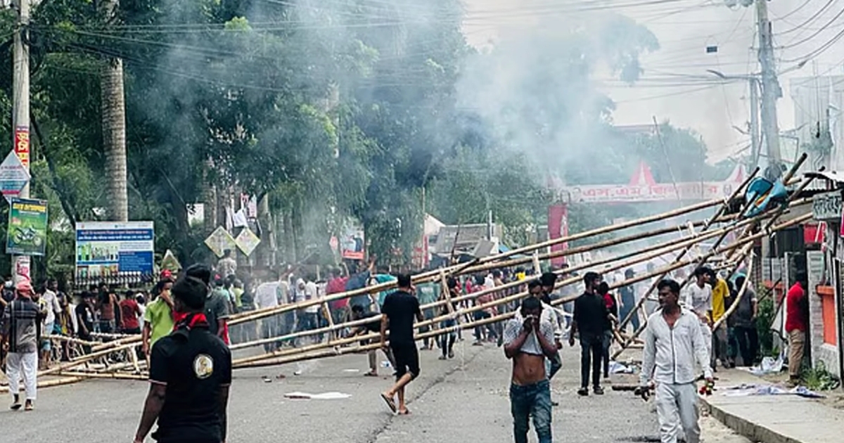 নিষিদ্ধ সংগঠন ছত্রলীগের হামলায় রণক্ষেত্র গোপালগঞ্জ, ১৪৪ ধারা জারি