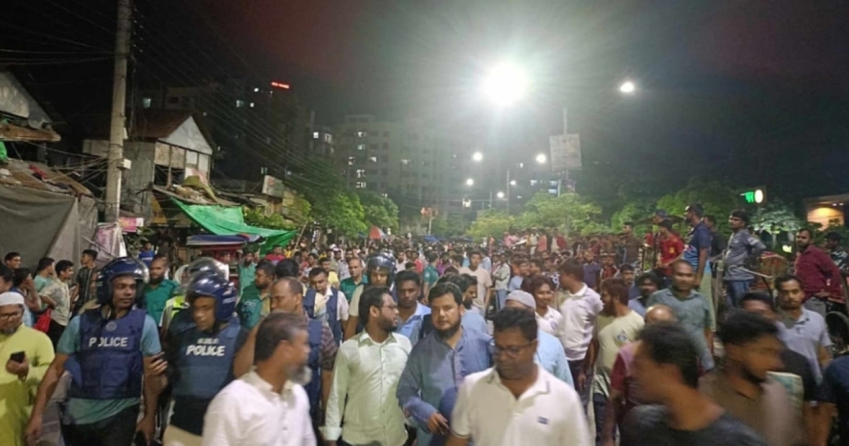 মাছ কেনাকে কেন্দ্র করে বিএনপি বাজারে শেকৃবি শিক্ষার্থীদের ওপর হামলা, বিক্ষোভে উত্তাল ক্যাম্পাস