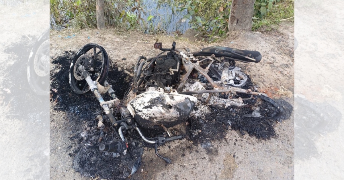 শেরপুরে মোটরসাইকেলে অগ্নিসংযোগঃ আটক এক
