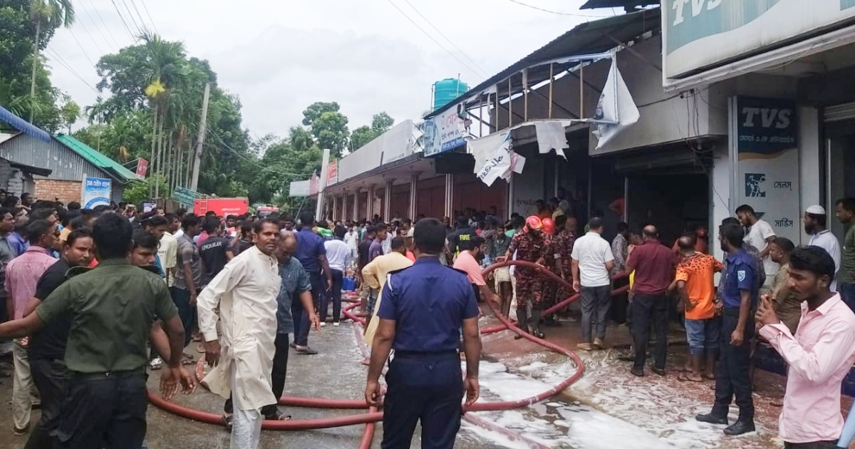 নীলফামারীতে মিনি পেট্রোল পাম্প বিস্ফোরিত,একজন দগ্ধ