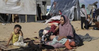 জোরপূর্বক গাজার বাসিন্দাদের বাস্তুচ্যুত করার প্রচেষ্টা :আফ্রিকার দিকে নজর ইসরায়েলের