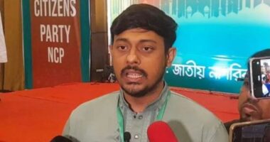 দক্ষিণপন্থা জুজুর ভয় দেখিয়ে জনগণকে বোকা বানানো যাবে না: নাসীরুদ্দীন