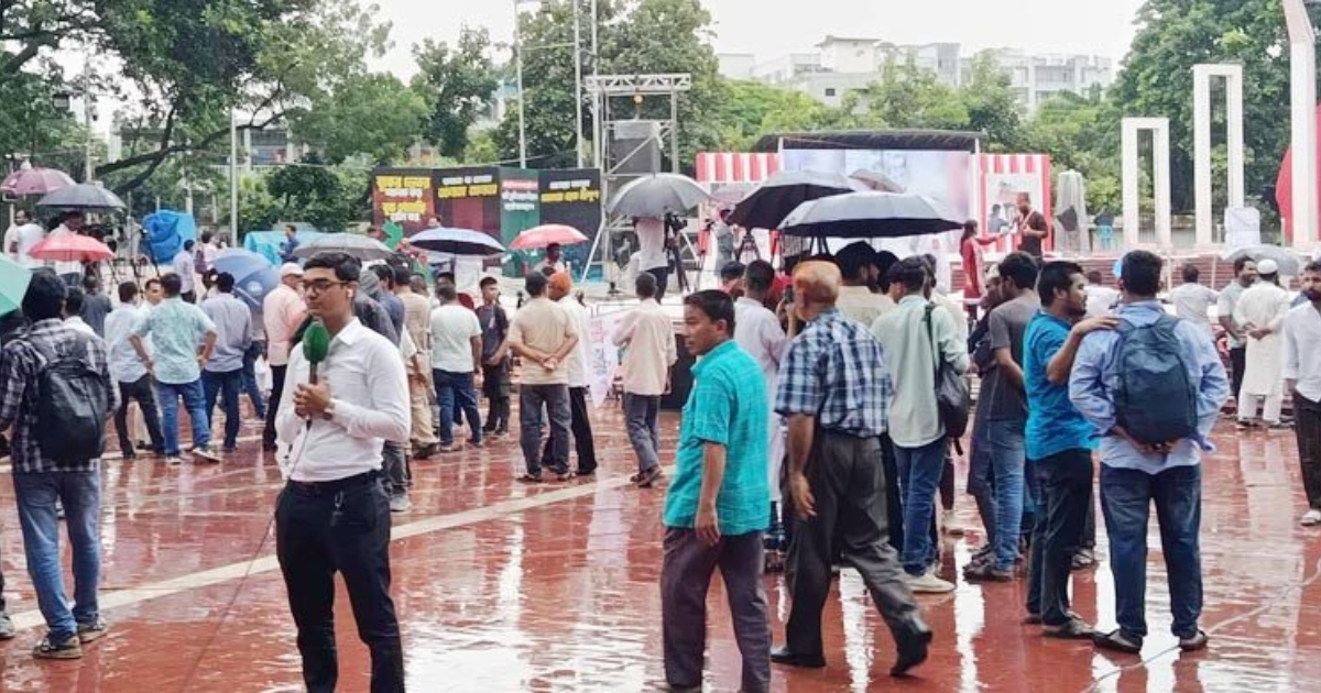 ঐতিহাসিক ইশতেহার দেবে এনসিপি, দলে দলে সমাবেশে আসছেন নেতাকর্মীরা