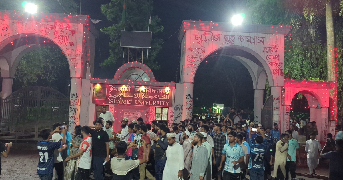 ভিসেরা রিপোর্টে সাজিদ হত্যার ইঙ্গিত, বিক্ষোভে উত্তাল ইবি ক্যাম্পাস