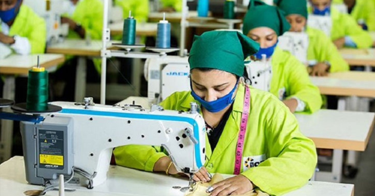 ৫ আগস্ট সব পোশাক কারখানায় সাধারণ ছুটি ঘোষণা