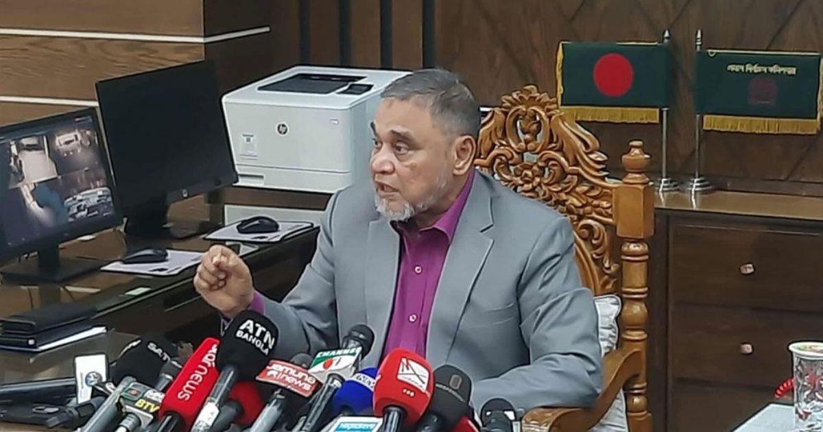 ফেব্রুয়ারিতে নির্বাচনের জন্য সব প্রস্তুতির অঙ্গীকার সিইসির,প্রবাসীরাও এবার ভোট দেবেন