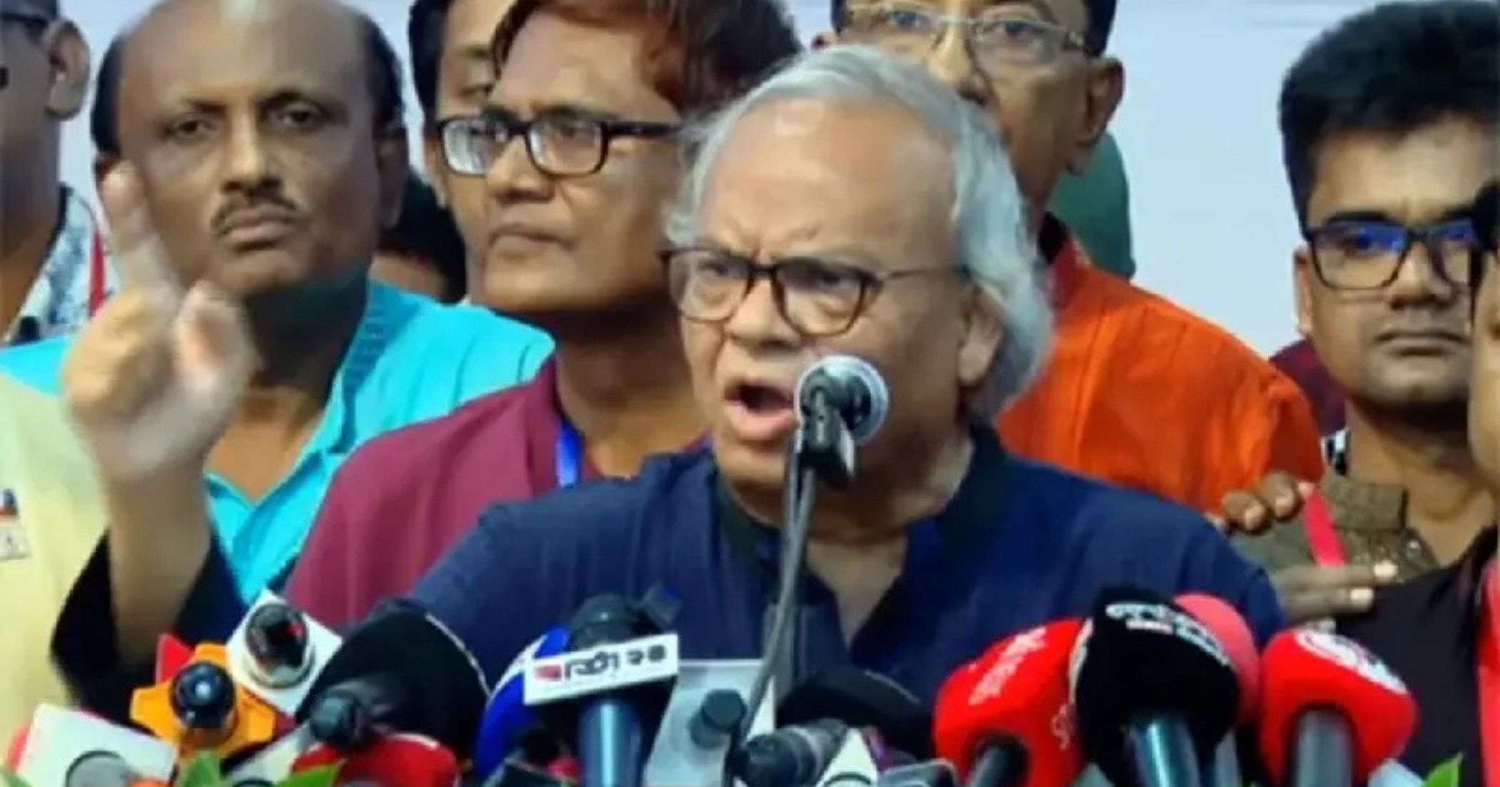 কলকাতায় অফিস খুলে দেশবিরোধী কর্মকাণ্ড পরিচালনা করছে হাসিনা: রিজভী