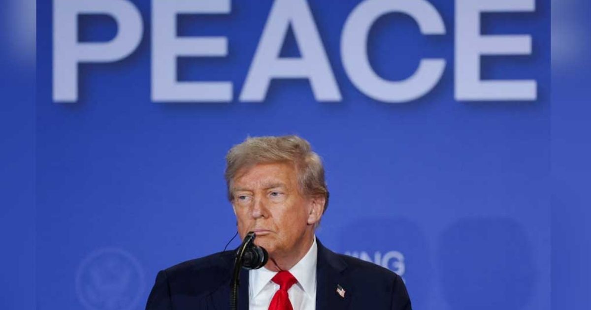 পুতিন ইউক্রেইনের ‘আরও কিছু অংশ চান’ জানিয়ে জেলেনস্কিকে সমঝোতার আহ্বান ট্রাম্পের