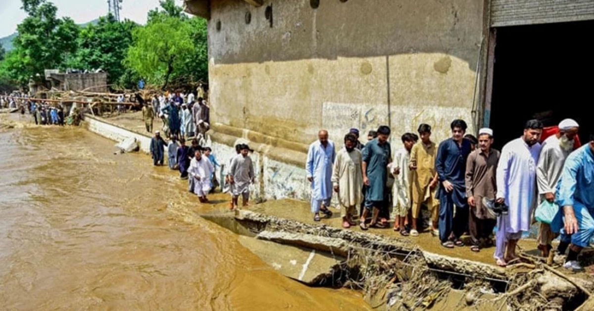 বন্যায় বিপর্যস্ত পাকিস্তান, ৪৮ ঘণ্টায় ৩৪৪ জনের প্রাণহানি 