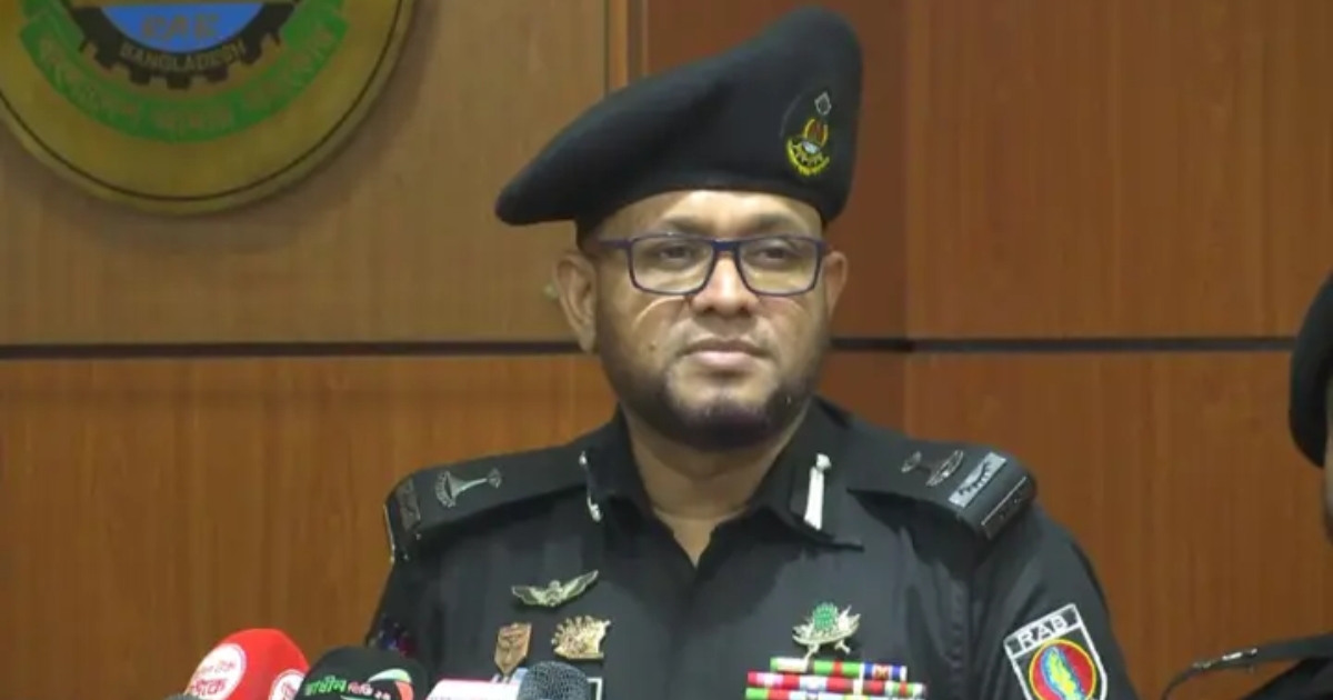 লুট হওয়া দেড় হাজার অস্ত্র এখনও উদ্ধার হয়নি,নির্বাচনে অস্থিতিশীলতা ডেকে আনতে পারে : র‍্যাব