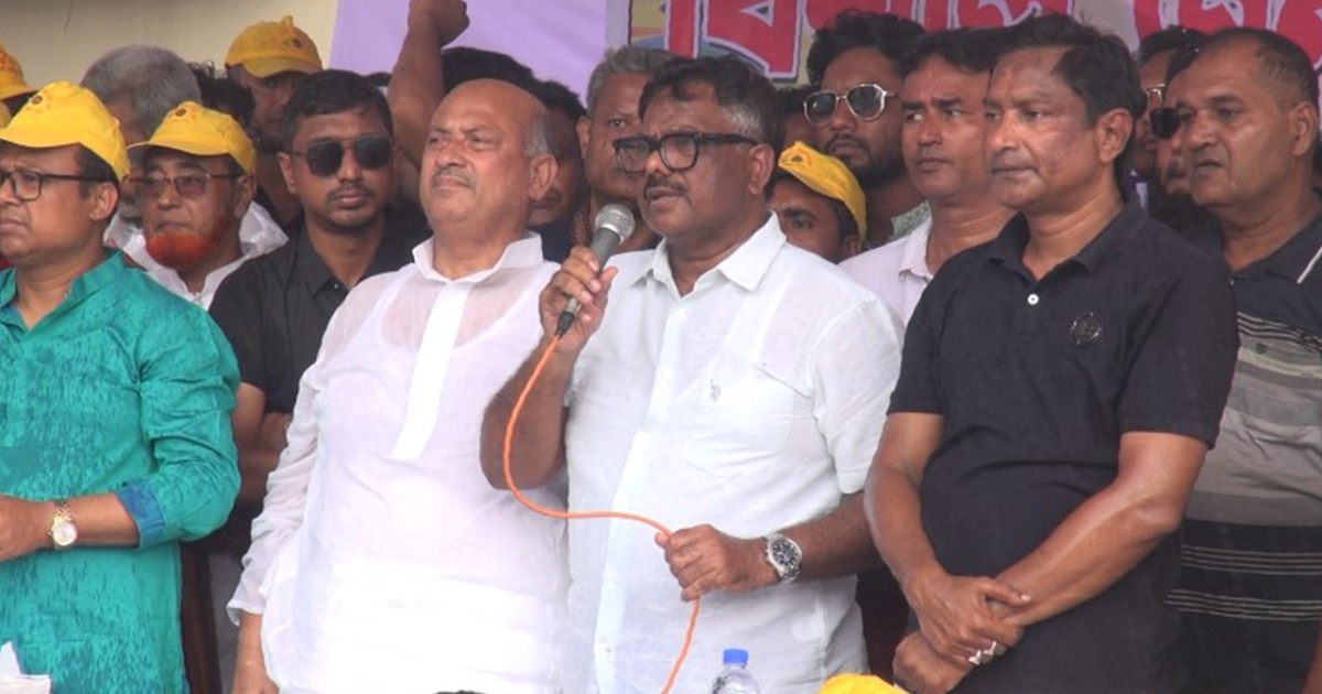 তারেক রহমান পরিচ্ছন্ন রাজনীতি করেন,বিএনপিকে শুধু বাংলাদেশে নয়,সারা বিশ্বের নেতারাও বিশ্বাস করে : দুলু