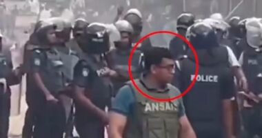 জুলাই গণঅভ্যুত্থানে সাভারে ছাত্র হত্যা মামলার আসামি এখন রাজাপুরের ইউএনও