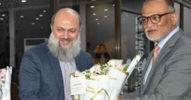 পাকিস্তানের বাণিজ্যমন্ত্রী ঢাকায়