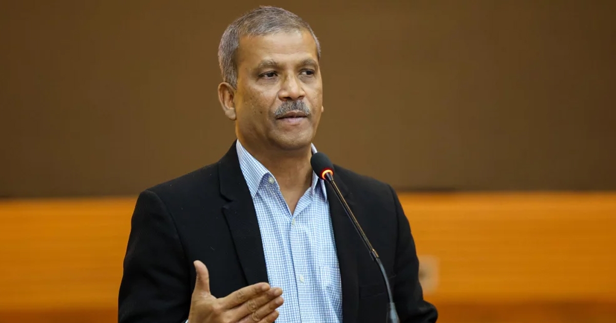 এক টাকা অনুদান না পেলেও আমরা বসে থাকব না : ড. আসিফ নজরুল