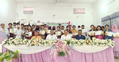 গলাচিপায় কৃতি শিক্ষার্থী সংবর্ধনা ও প্রগতি যুব ইউএনও অ্যাওয়ার্ড প্রদান