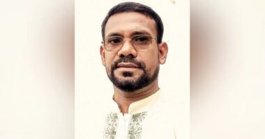 চাঁদা না দেওয়ায় গণঅধিকার নেতার হাতে ইউপি চেয়ারম্যান লাঞ্ছিত