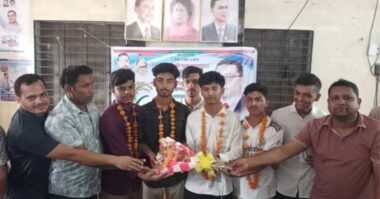 একযোগে ছাত্রদলে যোগ দিলেন এনসিপির চার প্রতিনিধি