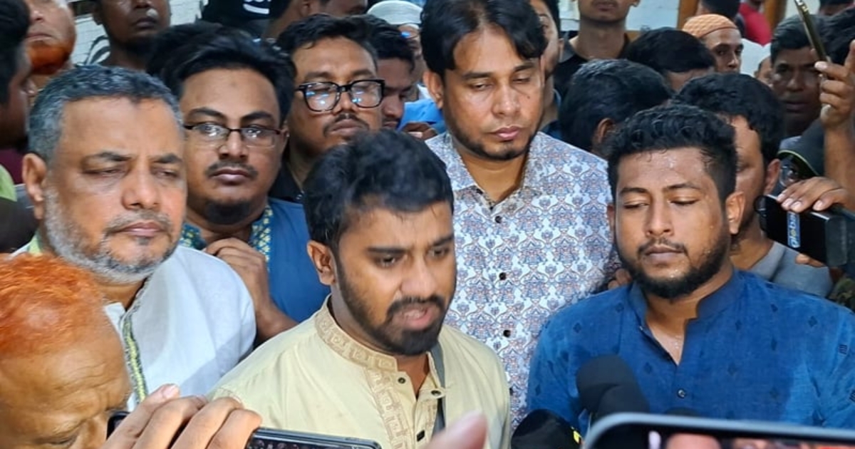 হাসিনা দিল্লিতে পালিয়েছে, আ.লীগের প্রেতাত্মারা রয়ে গেছে : রাশেদ খান