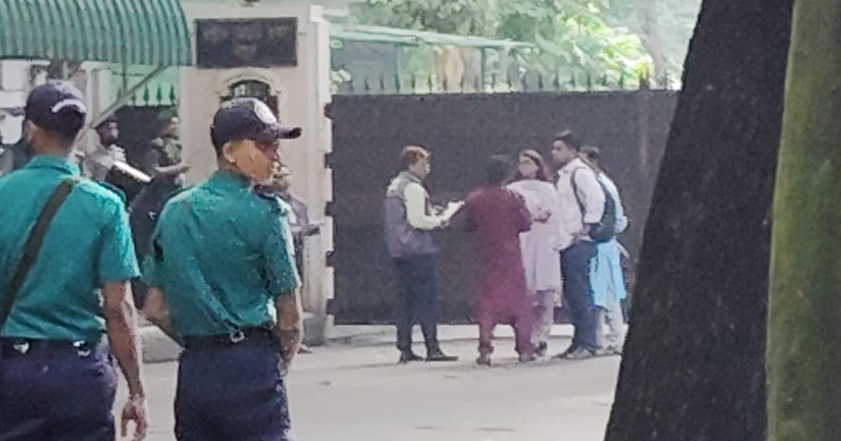 প্রধান উপদেষ্টার সঙ্গে বৈঠক করতে যমুনায় প্রবেশ করেছেন এনসিপি নেতারা