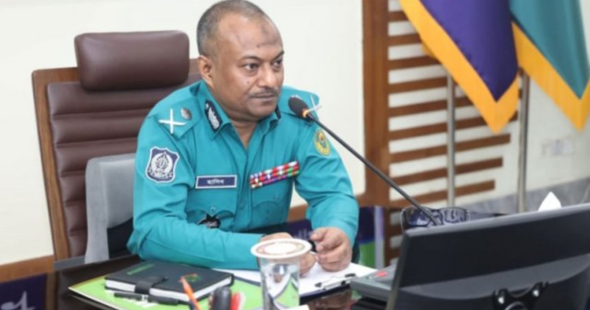 অস্ত্র বের করলেই গুলি : সিএমপি কমিশনার