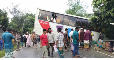 আমতলীতে বাসের চাপায় নির্মাণ শ্রমিক নিহত