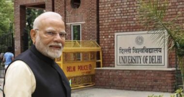 মোদির ডিগ্রির সত্যতা প্রকাশে বাধ্য নয় দিল্লি বিশ্ববিদ্যালয়, ভারতীয় হাইকোর্টের রায়