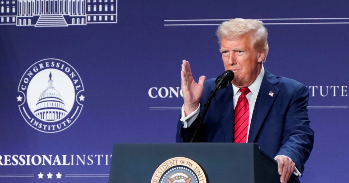 রাশিয়া অনেক বড় শক্তি জানিয়ে ‘ভূমি’ দিয়ে ইউক্রেনকে সমঝোতার আহ্বান ট্রাম্পের