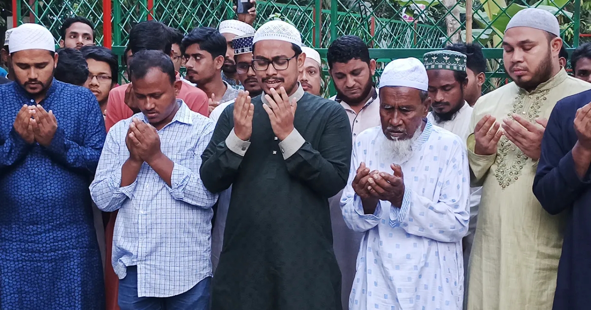 শহীদ আবু সাঈদের কবর জিয়ারত করলেন সাদিক কায়েম