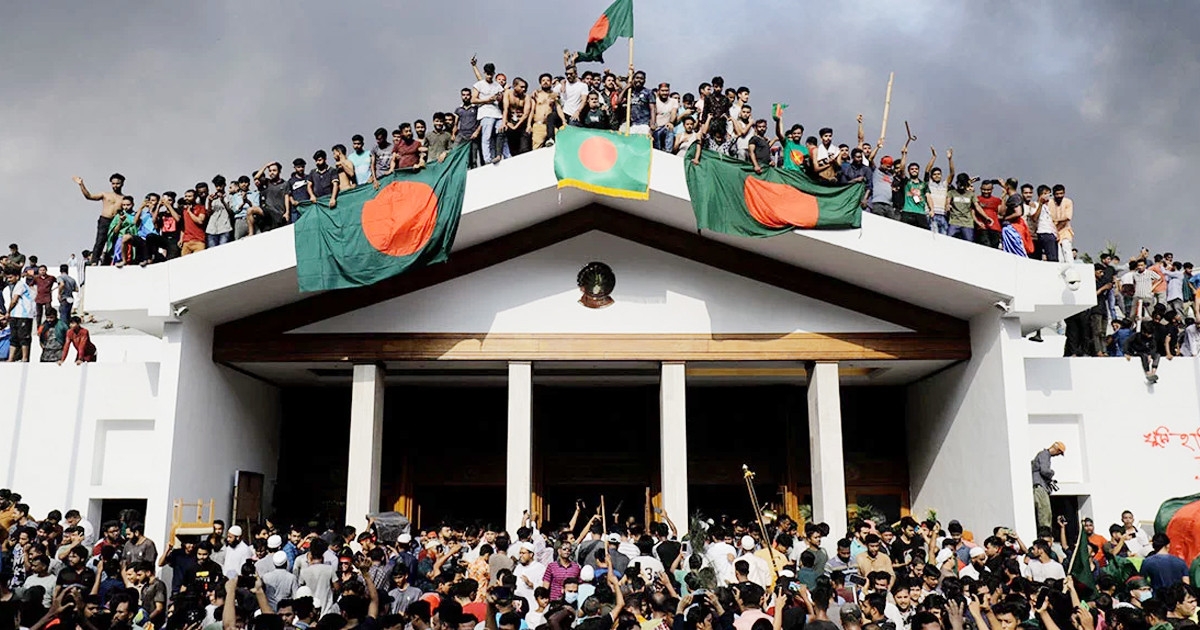 ছাত্র-জনতার রক্তস্নাত বিজয়ের দিন আজ