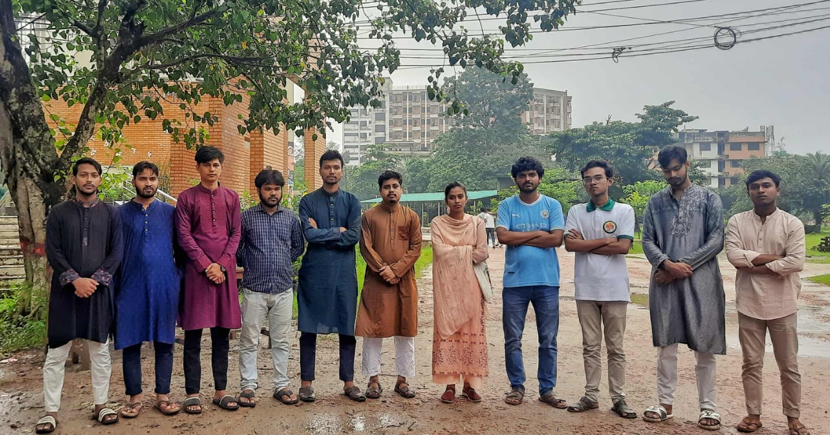 গাজীপুরে সাংবাদিক হত্যার প্রতিবাদে নজরুল বিশ্ববিদ্যালয়ে মানববন্ধন