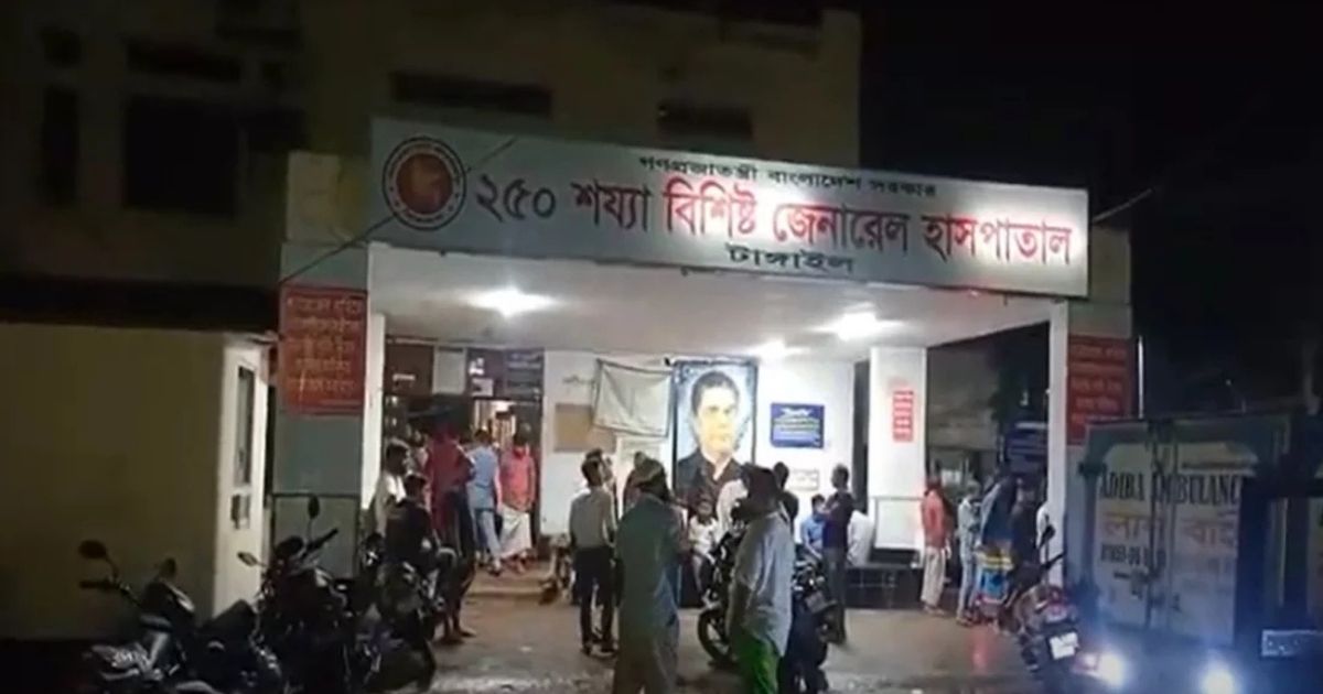 বিএনপি নেতাকে না পেয়ে তার স্ত্রীকে কুপিয়ে হত্যা