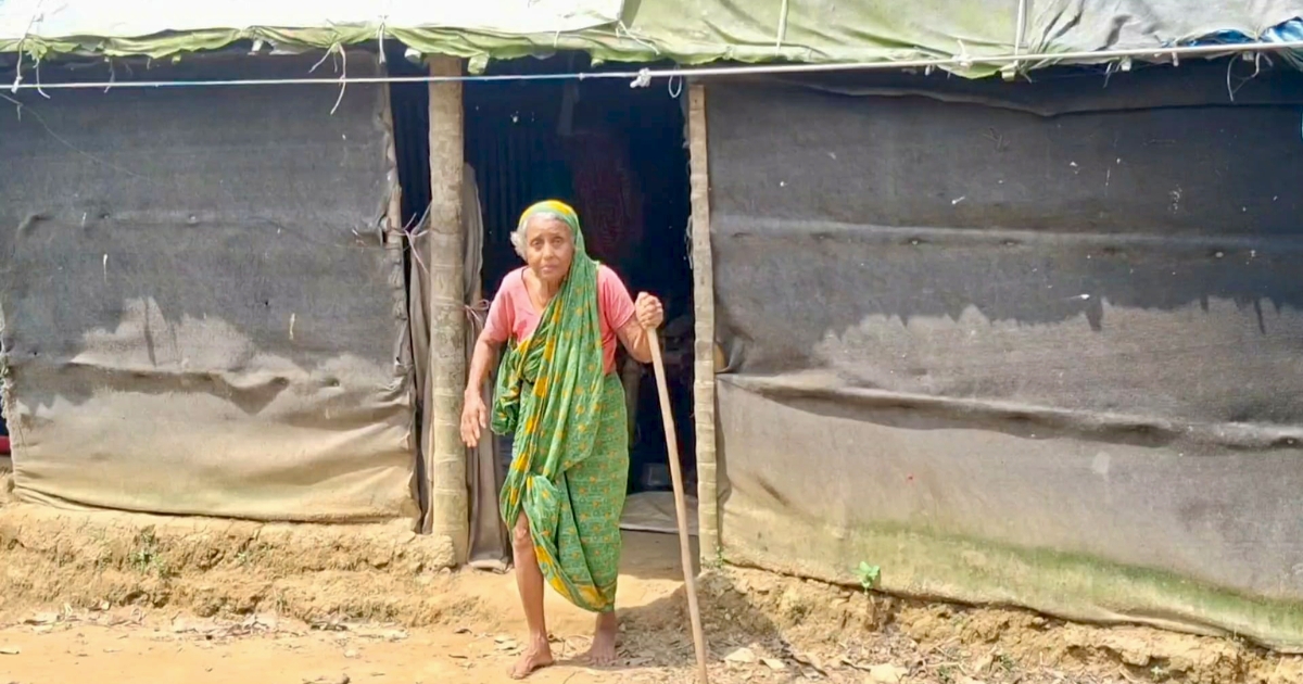 অর্ধাহারে-অনাহারে দিন কাটছে দুর্গাপুরের সখিনার, বয়স্ক ভাতার টাকা খাচ্ছে অন্যেরা