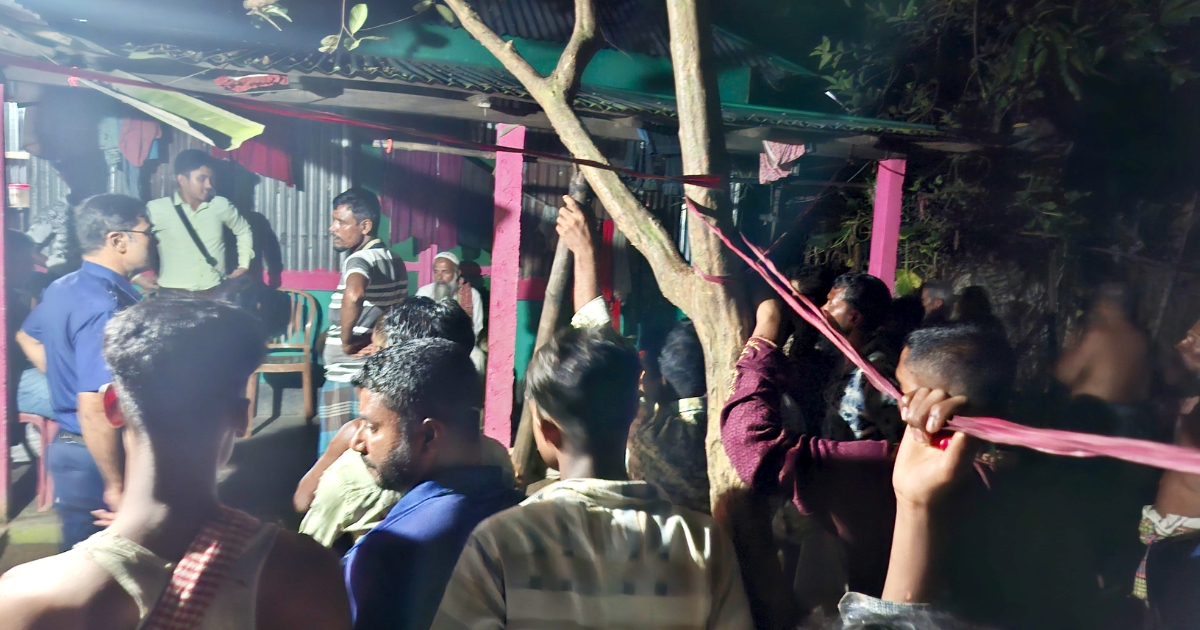 গাছে ঝুলে ৯ বছরের শিশুর মৃত্যু, এলাকায় শোক