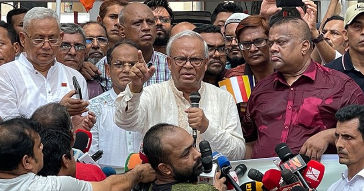 মাজার ভেঙে লাশ পুড়িয়ে দেয়া রাসূলের শিক্ষা নয়: রিজভী