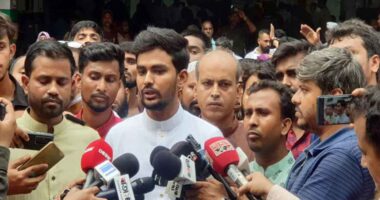 ফ্যাসিবাদীরা না থাকায় অনেকের মাথা নষ্ট হয়ে গেছে : উপদেষ্টা আসিফ