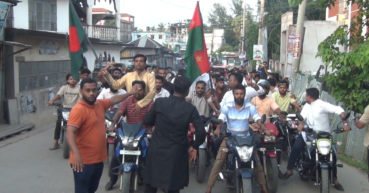 ভোলায় জাতীয় ছাত্র সমাজের মোটরসাইকেল শোডাউন, আন্দালিব রহমান পার্থকে বিজয়ী করার আহ্বান