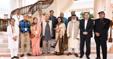 দূর্গাপূজার প্রস্তুতি নিয়ে হিন্দু ধর্মীয় নেতৃবৃন্দের সঙ্গে প্রধান উপদেষ্টার বৈঠক