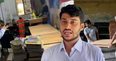 নির্বাচিত হয়েই হাজী মহসিন হলে ১০০ শিক্ষার্থীর জন্য খাটের ব্যবস্থা করলেন ভিপি সাদিক