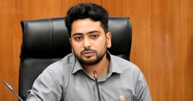 অন্তর্বর্তী সরকারের দিন যত পার হয়েছে, দুর্নীতি আরও জেঁকে বসেছে : নাহিদ ইসলাম